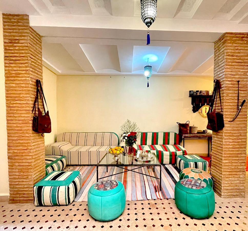 Riad Les Miroirs Hotel Marrakesh Exterior photo