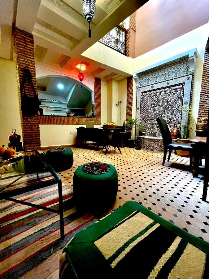 Riad Les Miroirs Hotel Marrakesh Exterior photo